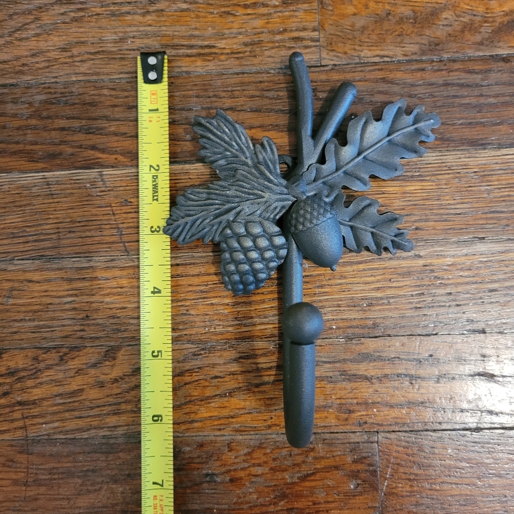 Longaberger Toboso Wrought Iron Wall Hook 71304 Black 8E2 Acorn Pinecone - Picture 7 of 7